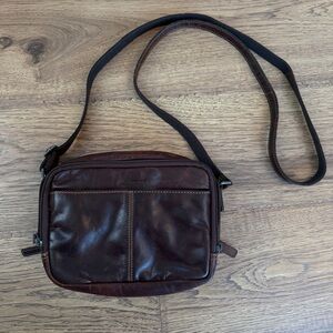 EUC Jack Georges Voyager Double Zippered Crossbody